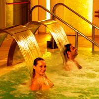 Terme di Fratta, cascate